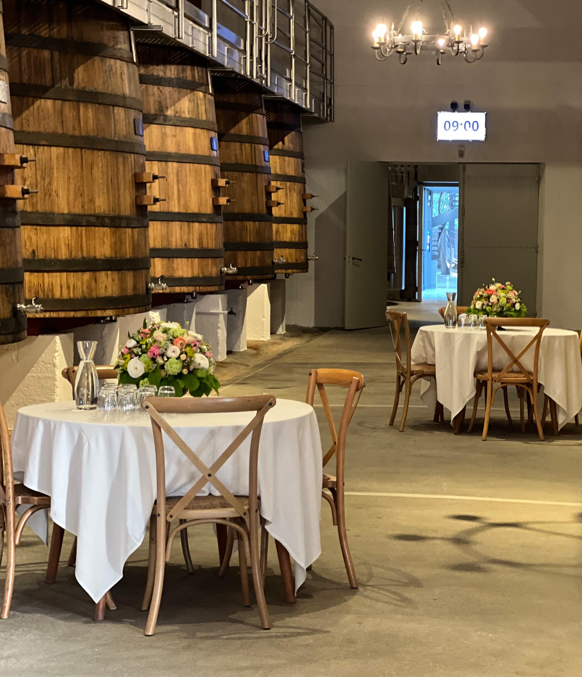 Wine concierge services including tailor-made visits to the most highly acclaimed wine producers in the world.